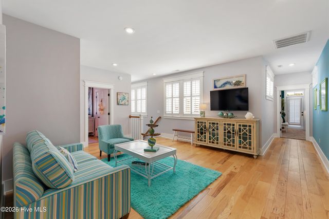 1224 Spot Lane, Carolina Beach, NC 28428