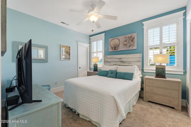 1224 Spot Lane, Carolina Beach, NC 28428