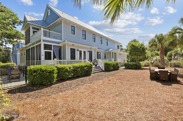 1224 Spot Lane, Carolina Beach, NC 28428
