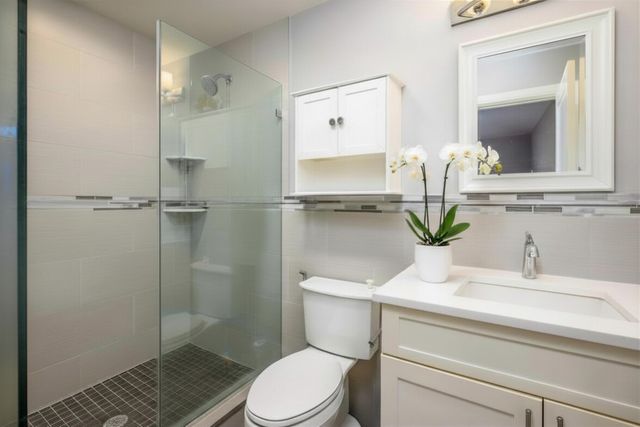 2021 FLETCHER AVE, Fort Lee, NJ 07024