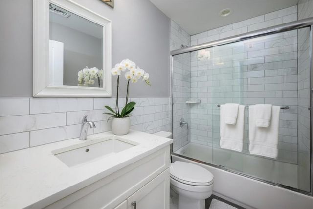 2021 FLETCHER AVE, Fort Lee, NJ 07024