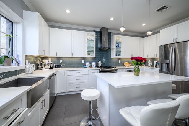 2021 FLETCHER AVE, Fort Lee, NJ 07024