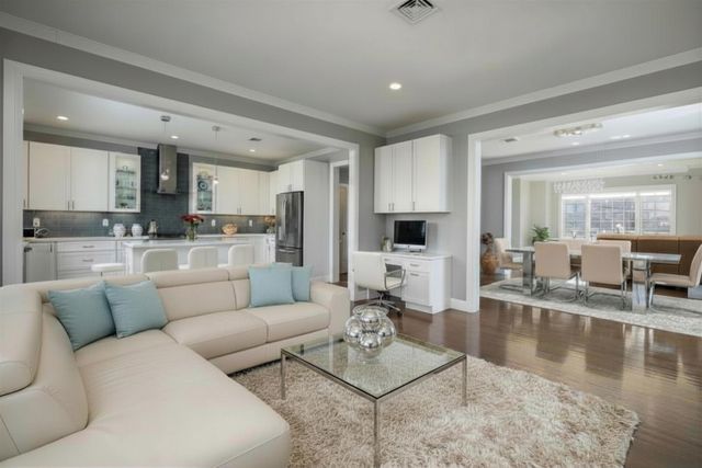 2021 FLETCHER AVE, Fort Lee, NJ 07024