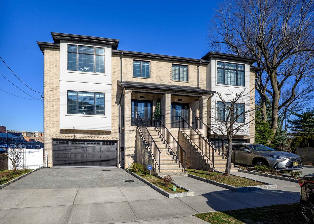 2021 FLETCHER AVE, Fort Lee, NJ 07024