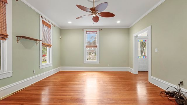 87 Bay Avenue, Defuniak Springs, FL 32435