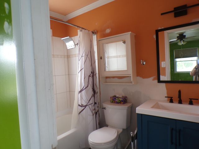 378 Briarwood Drive, Valparaiso, IN 46385