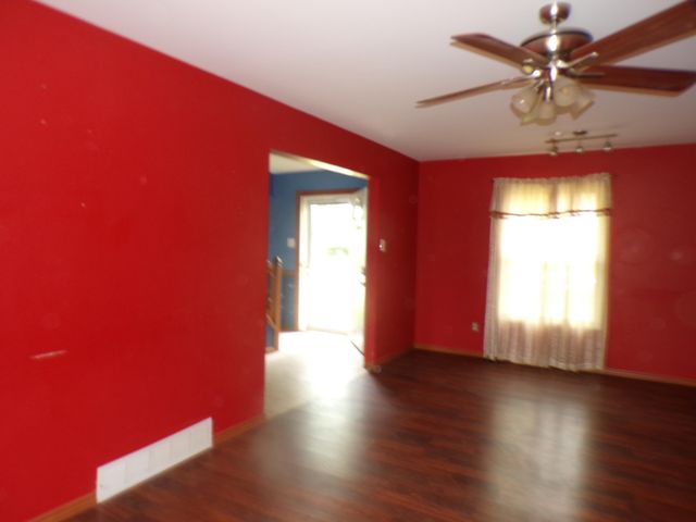 378 Briarwood Drive, Valparaiso, IN 46385