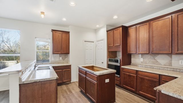 408 Channel View Court, Desoto, TX 75115