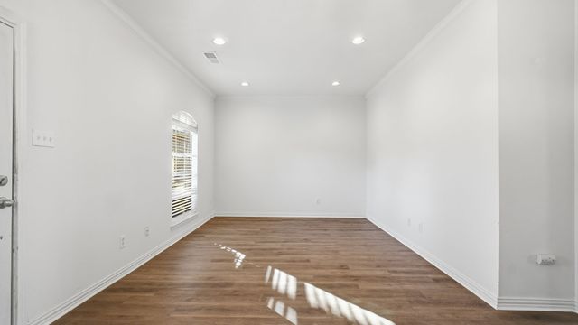 408 Channel View Court, Desoto, TX 75115