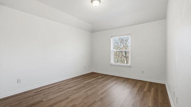 408 Channel View Court, Desoto, TX 75115