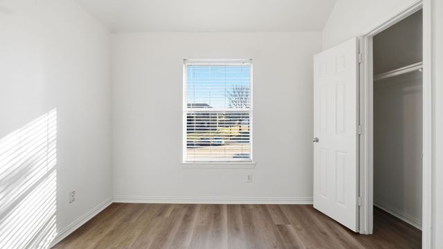 408 Channel View Court, Desoto, TX 75115