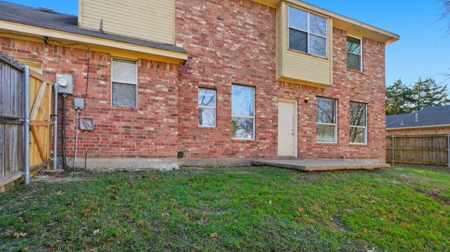 408 Channel View Court, Desoto, TX 75115