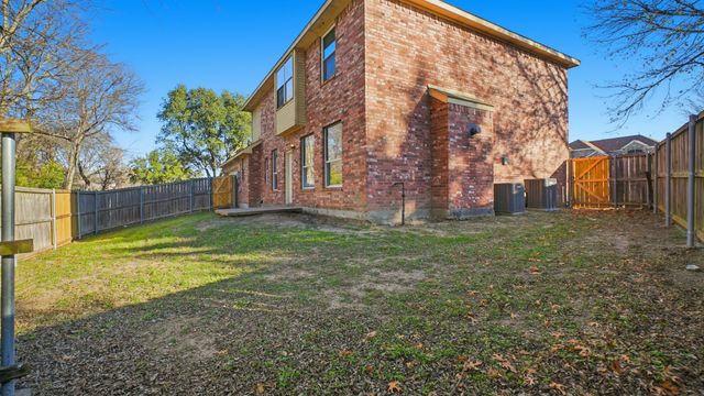 408 Channel View Court, Desoto, TX 75115
