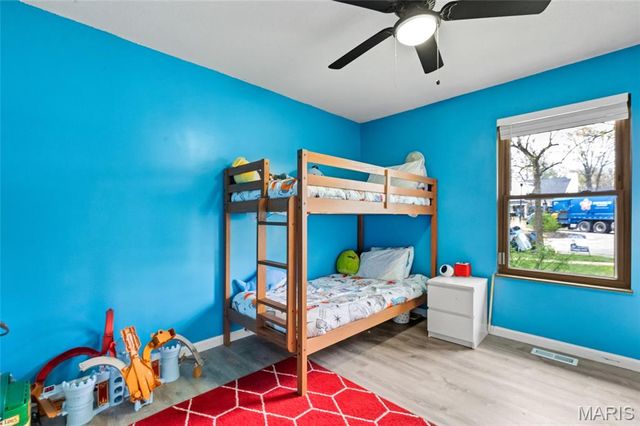 7009 Orchard Meadows Court, St Louis, MO 63129