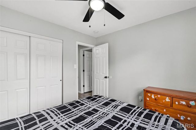 7009 Orchard Meadows Court, St Louis, MO 63129