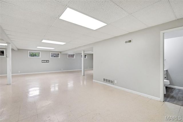 7009 Orchard Meadows Court, St Louis, MO 63129