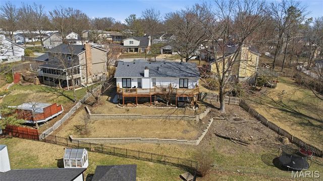 7009 Orchard Meadows Court, St Louis, MO 63129