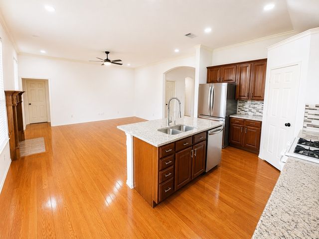 428 Hickory Drive, Murphy, TX 75094