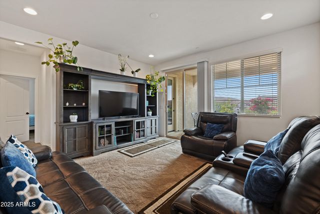 31933 N 124TH Drive, Peoria, AZ 85383