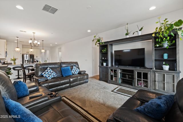 31933 N 124TH Drive, Peoria, AZ 85383