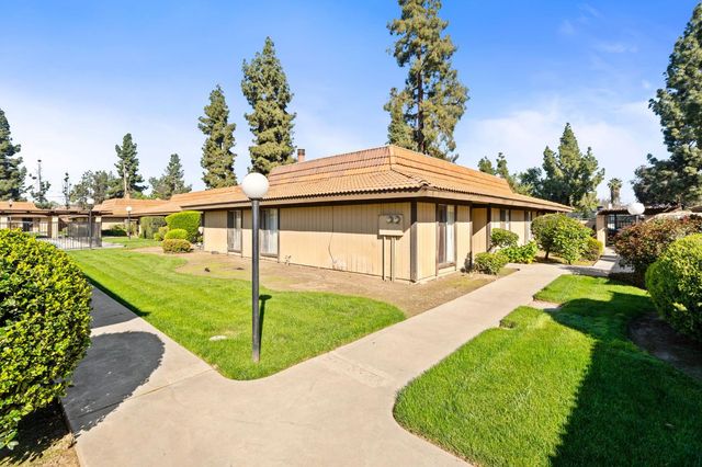 2910 E Huntington Boulevard, Fresno, CA 93721