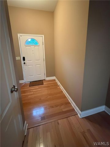 16375 Pottery, Moundville, AL 35474