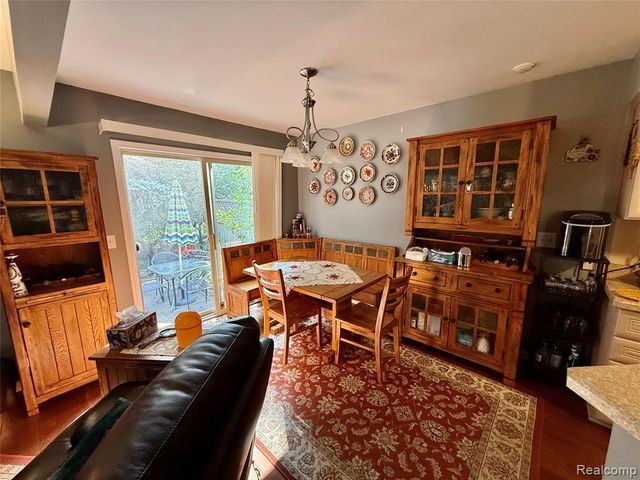 45077 Coachman Court 82, Canton, MI 48187