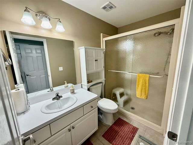 45077 Coachman Court 82, Canton, MI 48187
