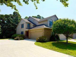 45077 Coachman Court 82, Canton, MI 48187