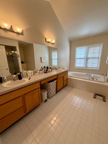 6961 Suncrest Drive, Saline, MI 48176