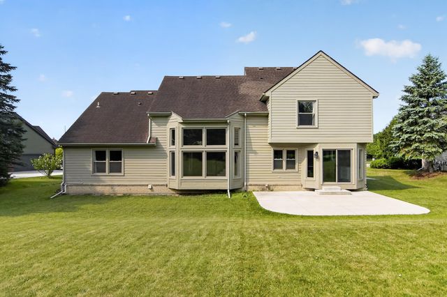 6961 Suncrest Drive, Saline, MI 48176