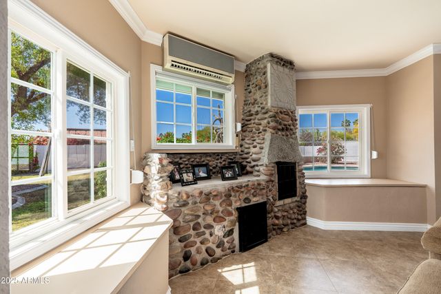 3951 E SEQUOIA Trail, Phoenix, AZ 85044