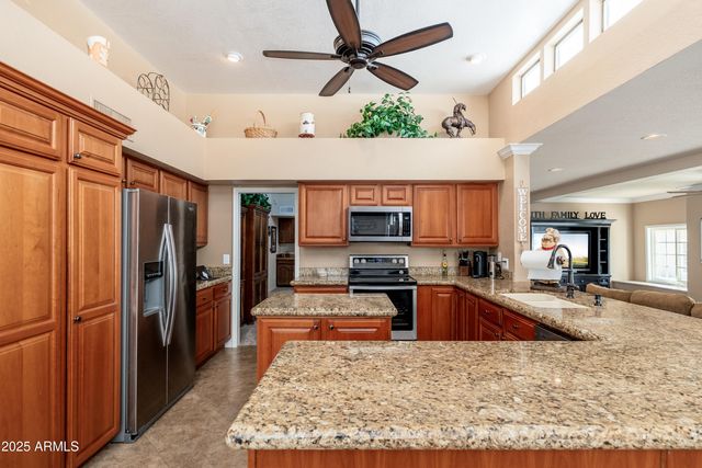 3951 E SEQUOIA Trail, Phoenix, AZ 85044