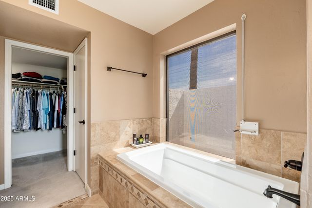 3951 E SEQUOIA Trail, Phoenix, AZ 85044