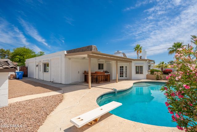 3951 E SEQUOIA Trail, Phoenix, AZ 85044