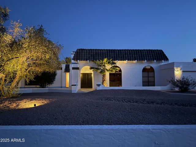 3951 E SEQUOIA Trail, Phoenix, AZ 85044