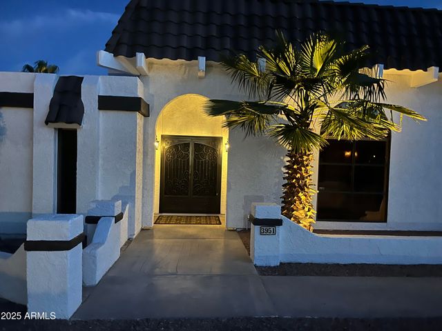 3951 E SEQUOIA Trail, Phoenix, AZ 85044