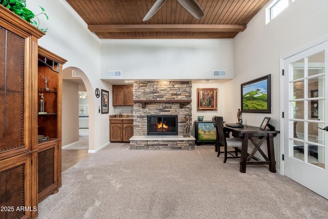 3951 E SEQUOIA Trail, Phoenix, AZ 85044