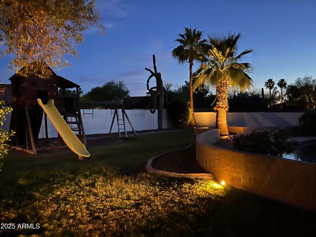 3951 E SEQUOIA Trail, Phoenix, AZ 85044