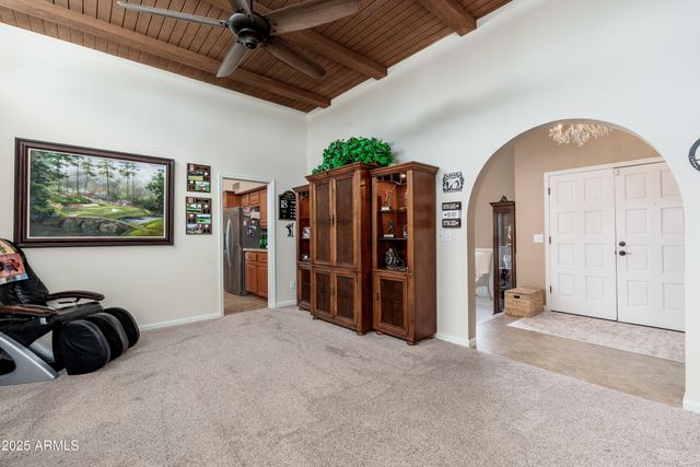 3951 E SEQUOIA Trail, Phoenix, AZ 85044