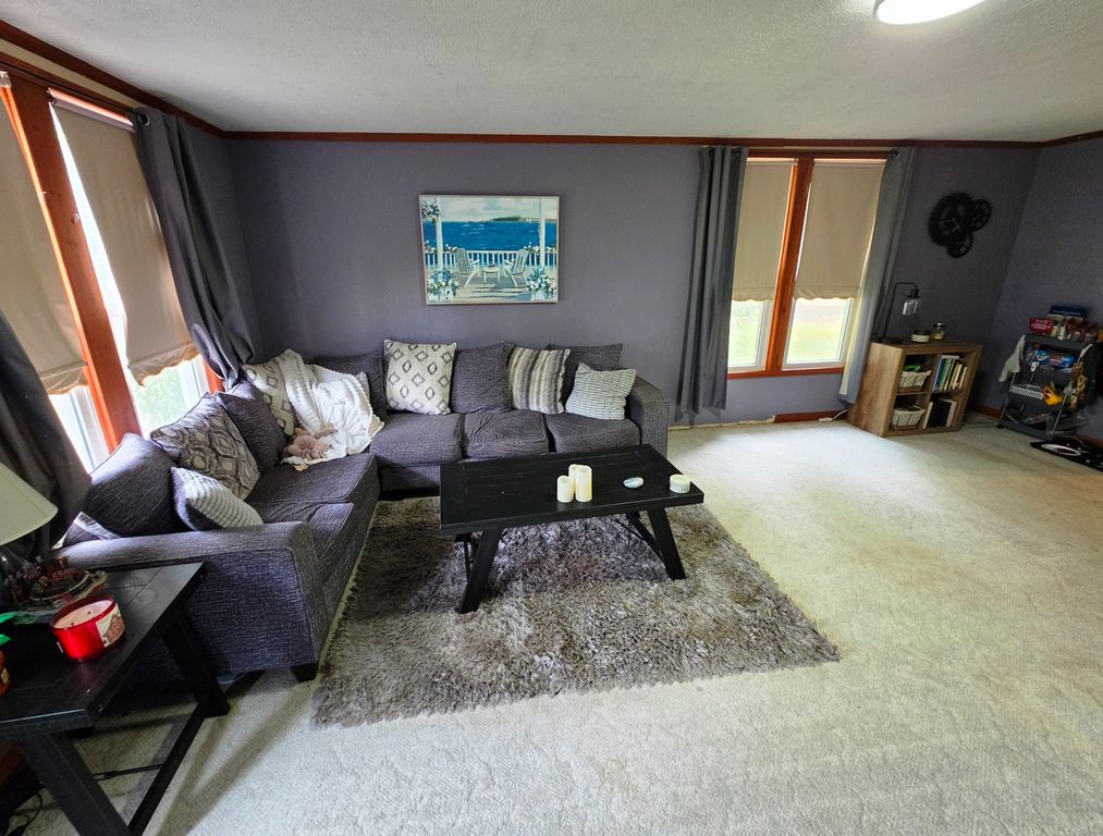 Image 13 of property listing at 416 Perkins Street, Odin, IL 62870