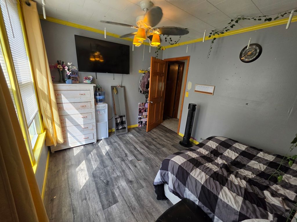 Image 17 of property listing at 416 Perkins Street, Odin, IL 62870