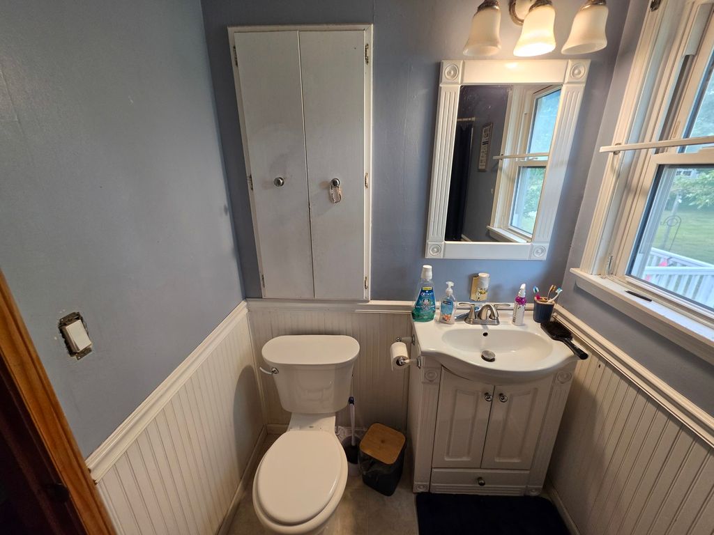 Image 30 of property listing at 416 Perkins Street, Odin, IL 62870