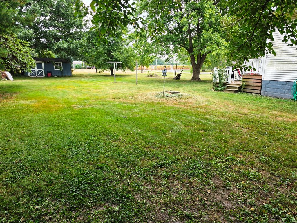 Image 33 of property listing at 416 Perkins Street, Odin, IL 62870