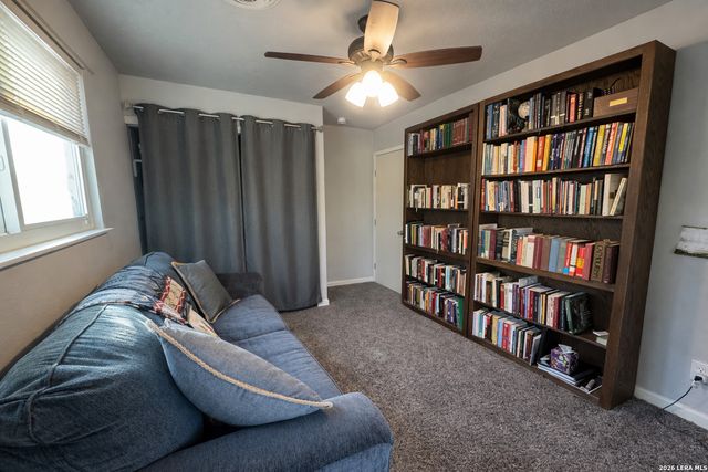 4222 Dauphine, San Antonio, TX 78218