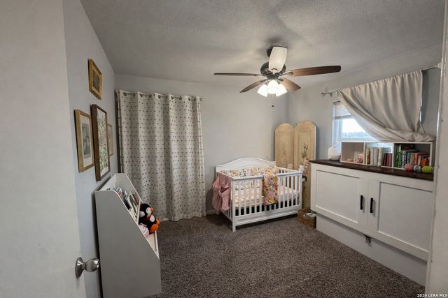 4222 Dauphine, San Antonio, TX 78218