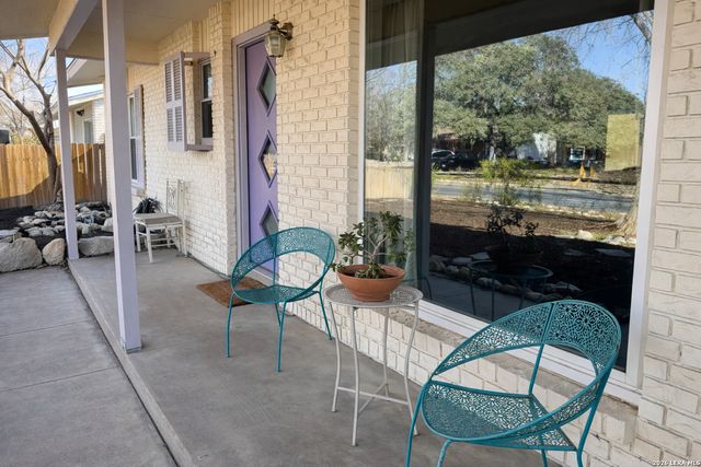 4222 Dauphine, San Antonio, TX 78218