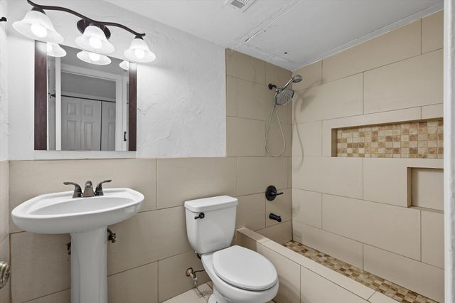 9101 Denver Street, Rowlett, TX 75088