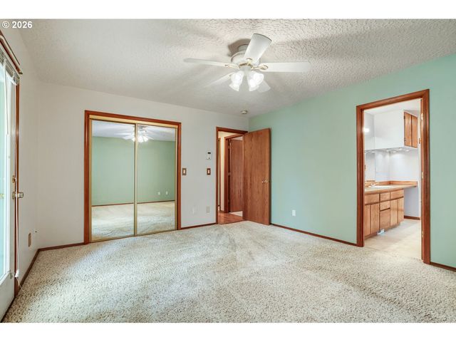 10600 Ne 20TH St, Vancouver, WA 98664