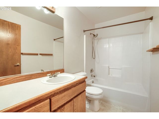 10600 Ne 20TH St, Vancouver, WA 98664